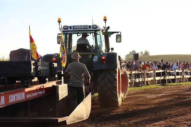 Bild 14: Bilder: Tractorpulling in Sumpfohren 2018