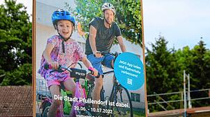Mit diesem Plakat rührte die Stadt Pfullendorf schon im vergangenen Jahr die Werbetrommel für das Stadtradeln und 2025 hat man kreisweit ...