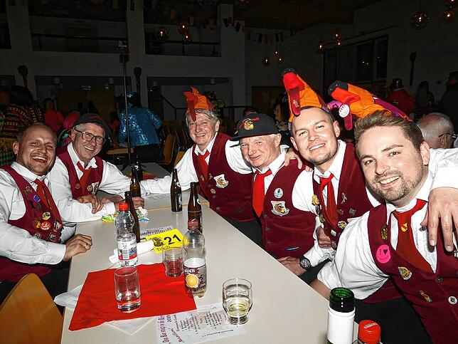 Bild 28: So bunt war der ‚Bär in der Bütt‘ in Bermatingen: Die besten Bilder vom traditionsreichen Event