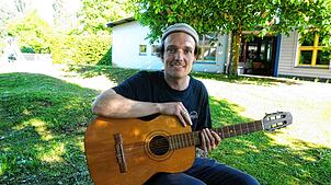 Florian Boger ist Stargast beim „Kinder für Kinder“-Konzert. Foto: Ursula Freudig