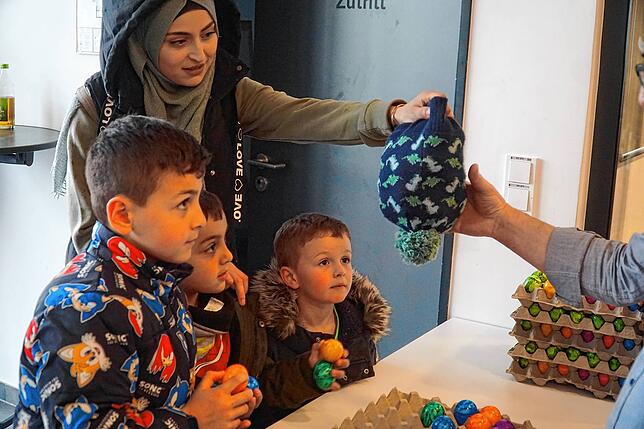 Bild 23: Osterfreude pur: So bunt war die Ostereiersuche im Jugend- und Kulturzentrum Klosterhof