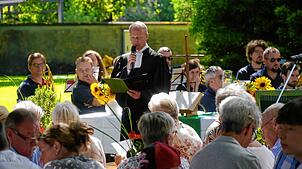 Mit einem ökumenischen Gottesdienst startet das Hizinger Schlossparkfest am Sonntag. Foto: Gabriele Fetzer-Mütz