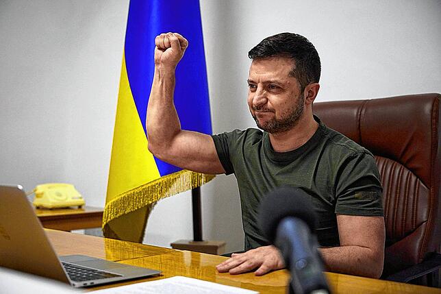 Der Präsident der Ukraine Wolodymyr Selenskyj spricht über Videotelefonie vor dem britischen Unterhaus aus Kiew, der Hauptstadt der Ukraine.