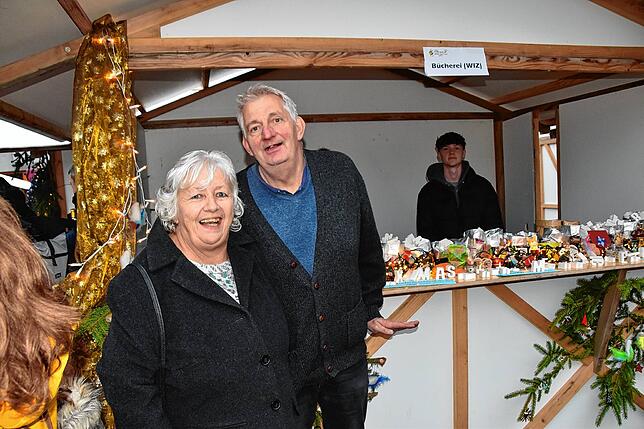Bild 13: Martinsmarkt der Eigeltinger Schule