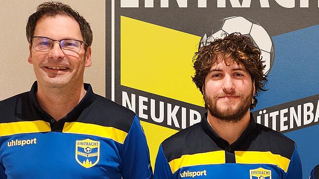 Thilo Bärmann (links) gibt sein Amt im Spielausschuss ab und Trainer Luca Crudo hat bei der SG Eintracht Gütenbach-Neukirch verlängert.
