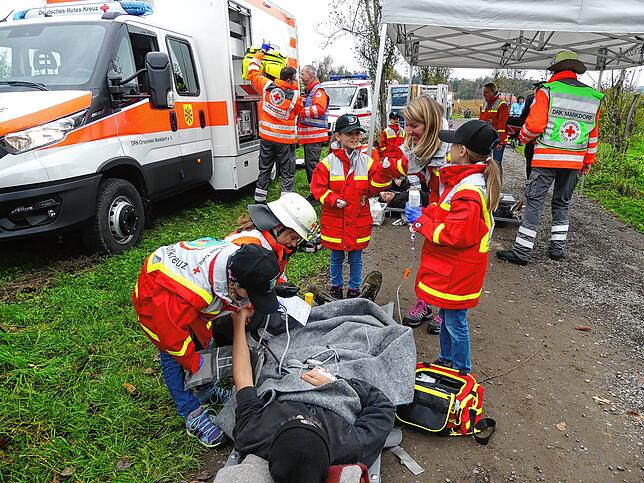Bild 13: Herbstübung der Freiwilligen Feuerwehr Bermatingen – hier gibt es die Bilder!