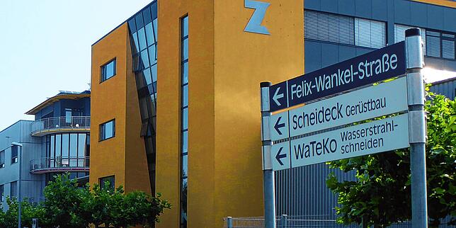 Die kurze Felix-Wankel-Straße im Industriegebiet war erst Anfang der 2000er-Jahre so benannt worden.