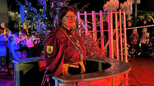 Die Hexenmeisterin, Elke Burghardt