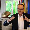 SÜDKURIER Sommerinterview mit Konstanzer Oberbürgermeister Uli Burchardt 2025 Bild: Oliver Hanser