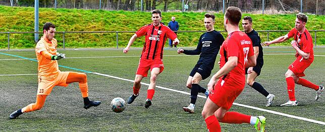 Bild 39: SG FC Wehr-Brennet startet mit einem 3:1-Sieg gegen den TuS Binzen &ndash; und wir haben Bilder!