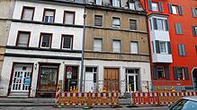 Das Haus in der Markgrafenstraße 10 wurde am Donnerstag, 24. Oktober, zwangsversteigert. Es ist das mittlere Gebäude auf diesem Bild. ...