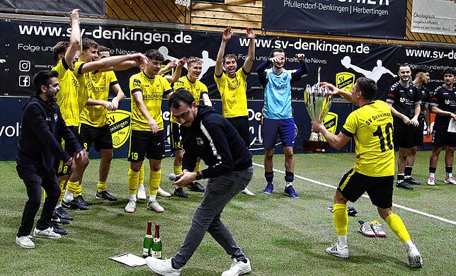 Bild 17: Budenzauber in Pfullendorf! Unsere große Bildergalerie vom Hallenturnier DeLimes Cup