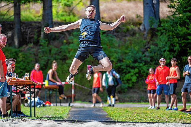 Bild 21: Sport und Spaß bei Turnfest des Markgräfler-Hochrhein-Turngaus auf dem Dachsberg &ndash; wir haben Bilder!
