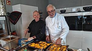 Bild : Kochen wie Gott in Deutschland: Bertold Sibers letzter Kochkurs in Stockach