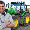 Der Hilzinger Landwirt Lukas Bucher hat die Schnauze voll: Er will sich beim Protesttag der Landwirte im Hegau beteiligen.