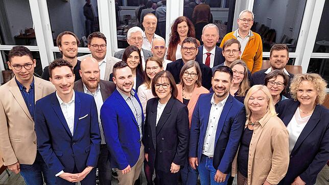 Mit 26 Kandidaten und einer Ersatzkandidatin geht der CDU-Ortsverband in das Rennen um die Gunst der Wähler für die Radolfzeller ...