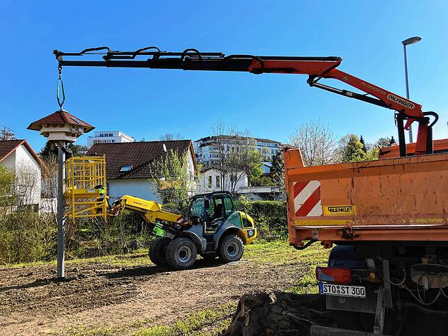An der Aachenstraße wurde ein Schwalbenturm aufgestellt.