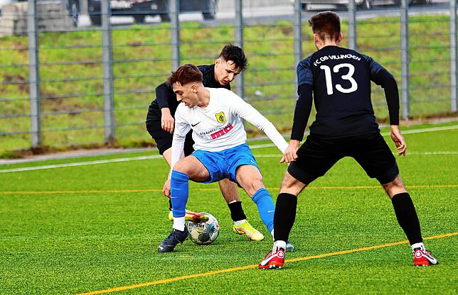 Bild 3: Die besten Bilder der Verbandsligapartie zwischen dem FC Singen und dem FC 08 Villingen II