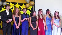 Feierliche Momente: Die Absolventen der Hans-Thoma-Schule freuen sich über ihren Abschluss.