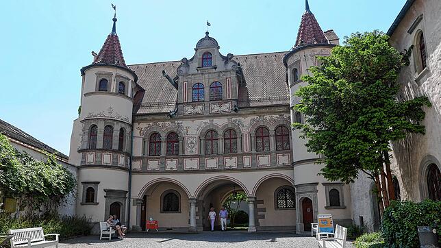 Welche Stadträte wollen im kommenden Jahr wieder als Mandatsträger im Konstanzer Rathaus tagen und wer kehrt dem politischen Ehrenamt ...