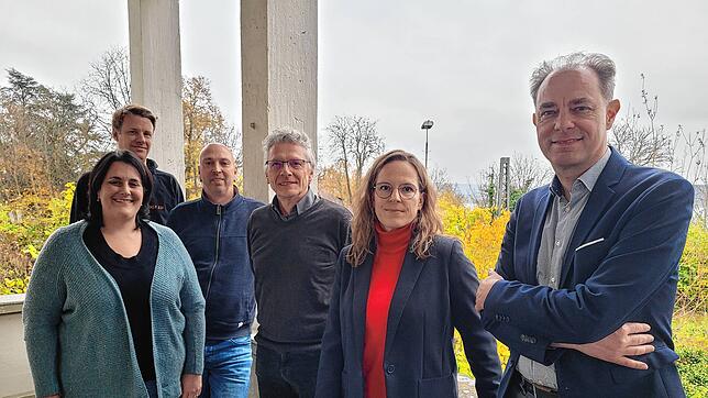 Kulturbüroleiterin Christine Steiert, Tommy Spörrer und Franz Schuhwerk von Event Promotions, JBO-Dirigent Kuno Rauch, Christina ...