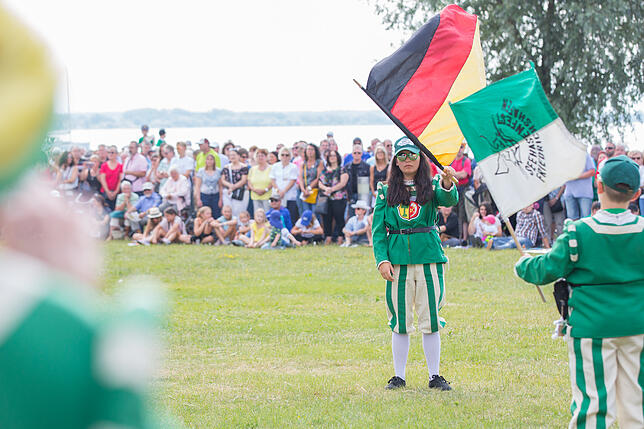 Bild 6: Stehempfang beim Seehasenfest in Bildern