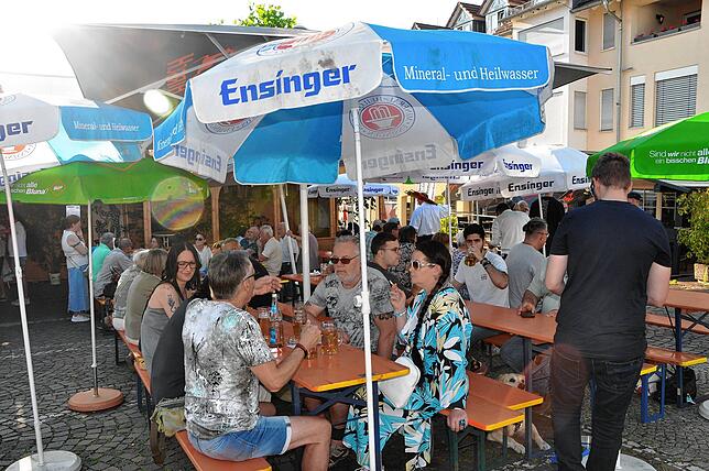 Bild 13: Sonnenstrahlen und Feststimmung in Markdorf
