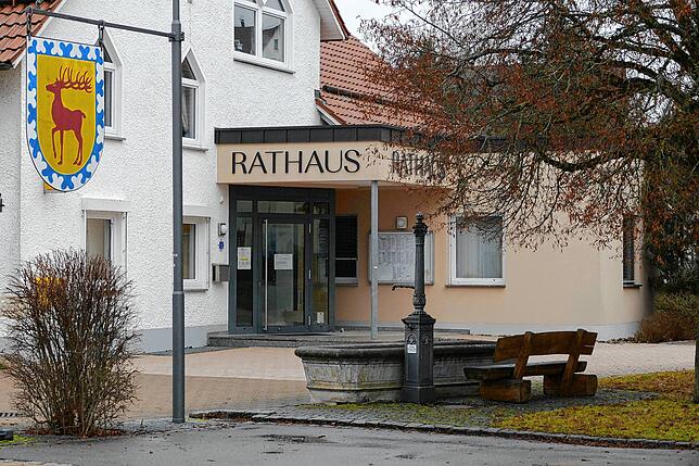 Seit Mai ist Stephan Frickinger Leibertinger Rathaus-Chef. Er und sein Rathaus-Team sowie der Gemeinderat haben einige Probleme zu lösen.