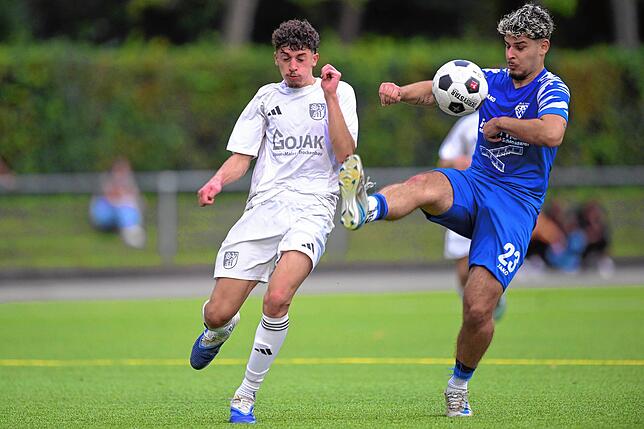 Bild 10: SV Weil II fegt den SV Blau-Weiß Murg mit 11:0 vom Platz – und wir haben Fotos!