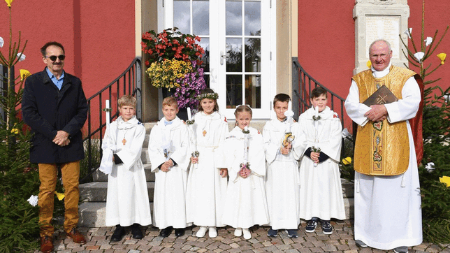 Zahlreiche Kinder aus der Region feierten jüngst ihre Erstkommunion.