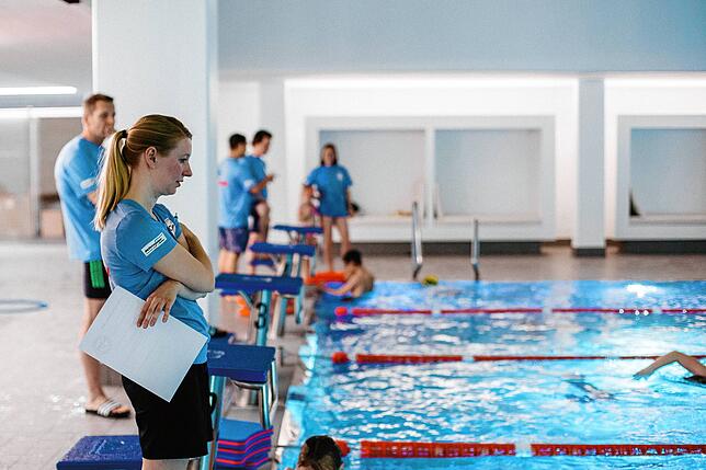 Der Schwimmclub Neptun hat aufgrund der langen Wartliste jetzt neben den vier herkömmlichem Nichtschwimmer-Kursen zwei zusätzliche ...