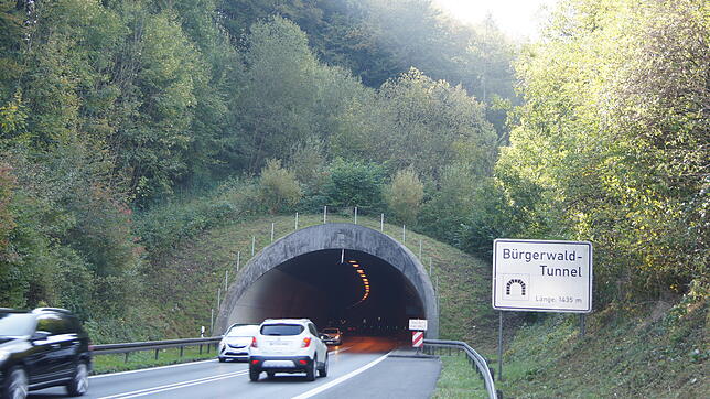 Der Bürgerwaldtunnel auf der A 98 bei Tiengen (Archivfoto).
