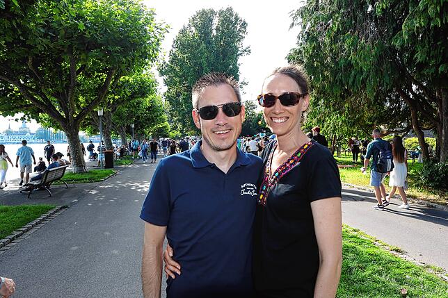 Bild 9: Beim Seenachtfest 2023 treffen sich im Stadtgarten und an der Seestraße alle Generationen