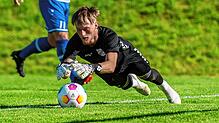 Starker Auftritt: Torwart Simon Klein – hier ein Foto aus dem Archiv – hielt beim 1:1 des FC Schönau gegen den Tabellenführer VfR Bad ...