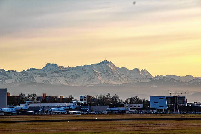 Der Flughafen Friedrichshafen erweitert sein Angebot ab Sommer 2022 um mehrere Ziele.