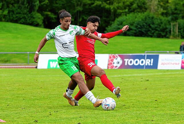 Bild 2: Aufsteiger FC RW Salem besiegt Absteiger DJK Donaueschingen 2:0. Die besten Bilder!