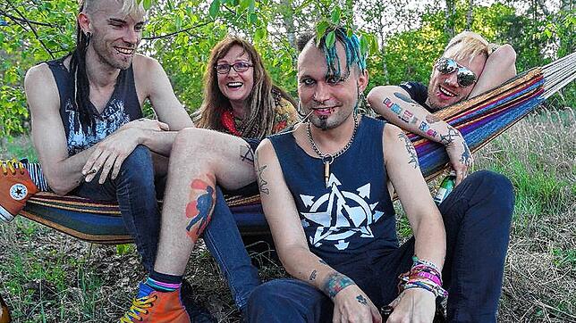 Die Punkband Abbruch ist am Samstag, 4. April, live aus ihrem Proberaum beim Unterkirnacher Streaming-Festival zu sehen und hören.