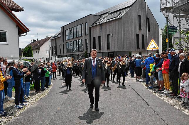 Bild 23: Die schönsten Bilder vom Pfingstmusikfest Jubiläumszug in Leimbach