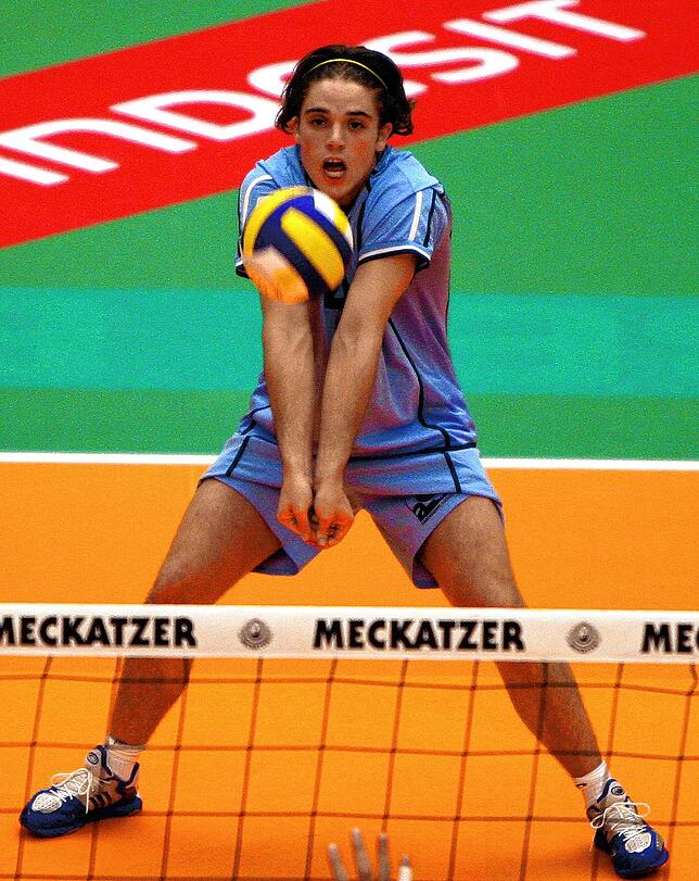 Matthias Kolley 2004 als Libero beim Erstligisten TSV Unterhaching. Bis 2003 stand er für den VfB Friedrichshafen auf dem Spielfeld.