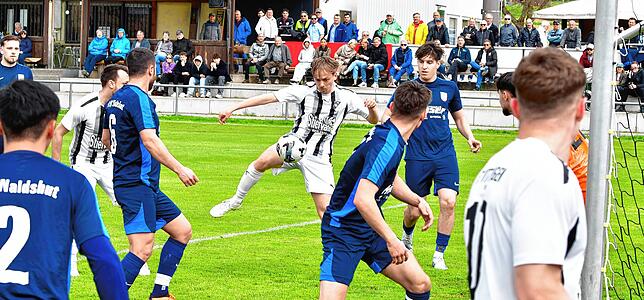 Bild 11: FC Wittlingen setzt sich mit 3:1 gegen VfB Waldshut durch – und wir haben Fotos!