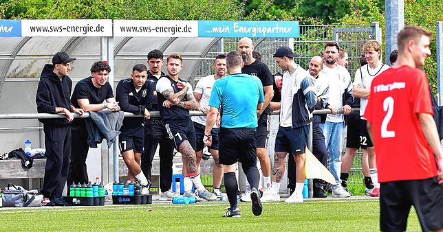 Bild 9: SV Obersäckingen trennt sich im Stadt-Derby mit 3:3 vom FC 08 Bad Säckingen – und wir haben Fotos!