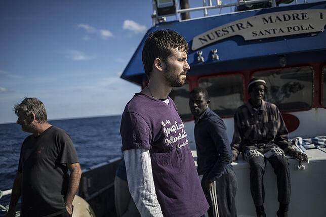 Pascual Dura, Kapitän des spanischen Fischereischiffes Nuestra Madre de Loreto, das zwölf Migranten vor der Küste Libyens gerettet hat, ...