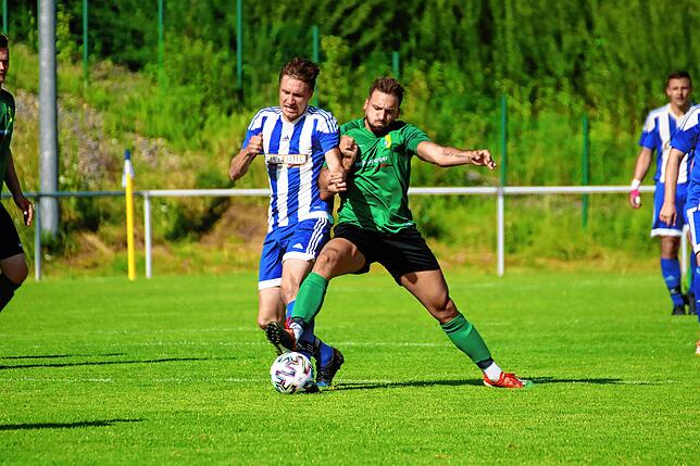 Bild 21: SV Herten II gewinnt Spitzenspiel beim SV Karsau mit 2:0 &ndash; und wir haben Bilder!