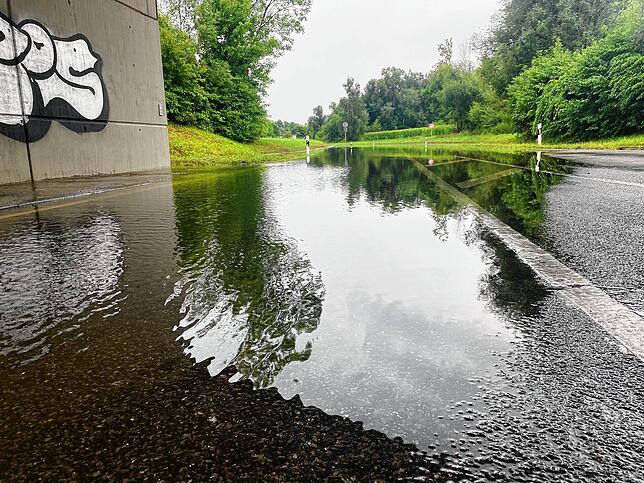 Bild 6: Eindrücke von den Überflutungen durch Starkregen in Radolfzell