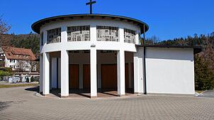 Ein Friedhofsanlage mit Aussegnungshalle gibt es in Immendingen bereits. Es fehlt allerdings an Sitzmöglichkeiten. Bild: Freudig