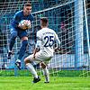 Noch zwei Spiele: Torwart Loris Bendel &ndash; hier mit Kapitän Nico Ködel &ndash; hat am Samstag gegen den SV RW Ballrechten-Dottingen ...