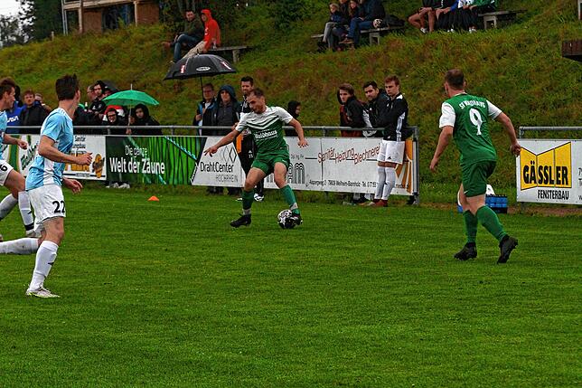 Bild 25: SV Waldhaus bezwingt den SV Obersäckingen mit 4:0 &ndash; und wir haben Bilder!