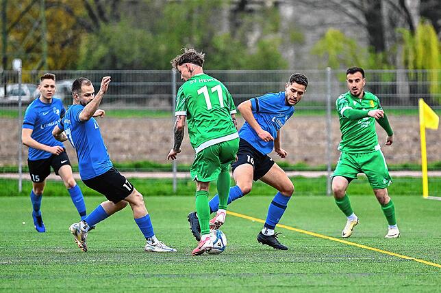 Bild 13: SG Mettingen/Krenkingen setzt sich mit 4:2 beim SV Herten durch – und wir haben Fotos!