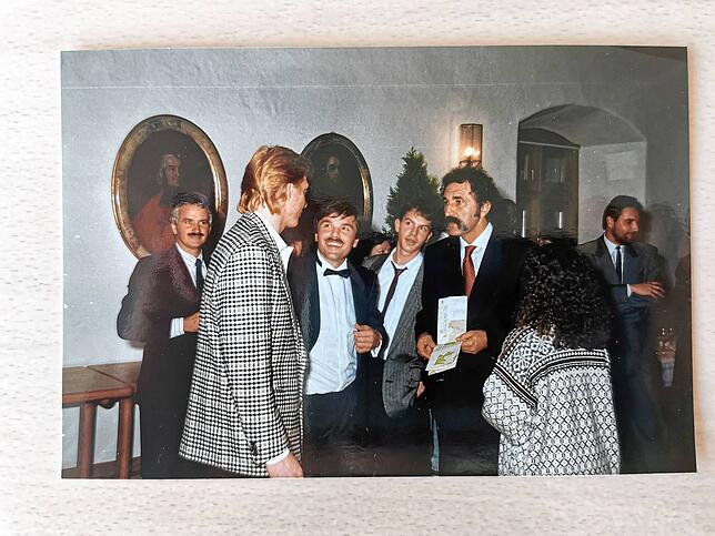 Das Bischofschloss hat schon viele illustre Gäste beherbergt. 1987 hatte der frischgebackene Wimbledon-Sieger Boris Becker (Zweiter von ...