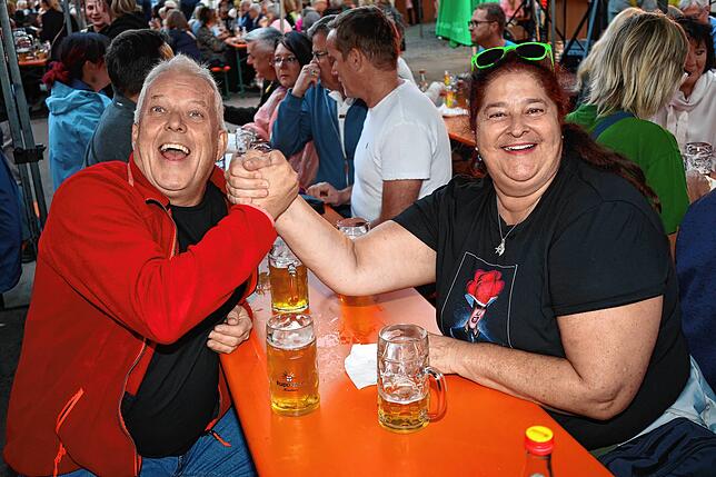 Bild 20: Dingelsdorf feiert sein Herbstfests 2025: So ausgelassen ist die Stimmung am Samstag